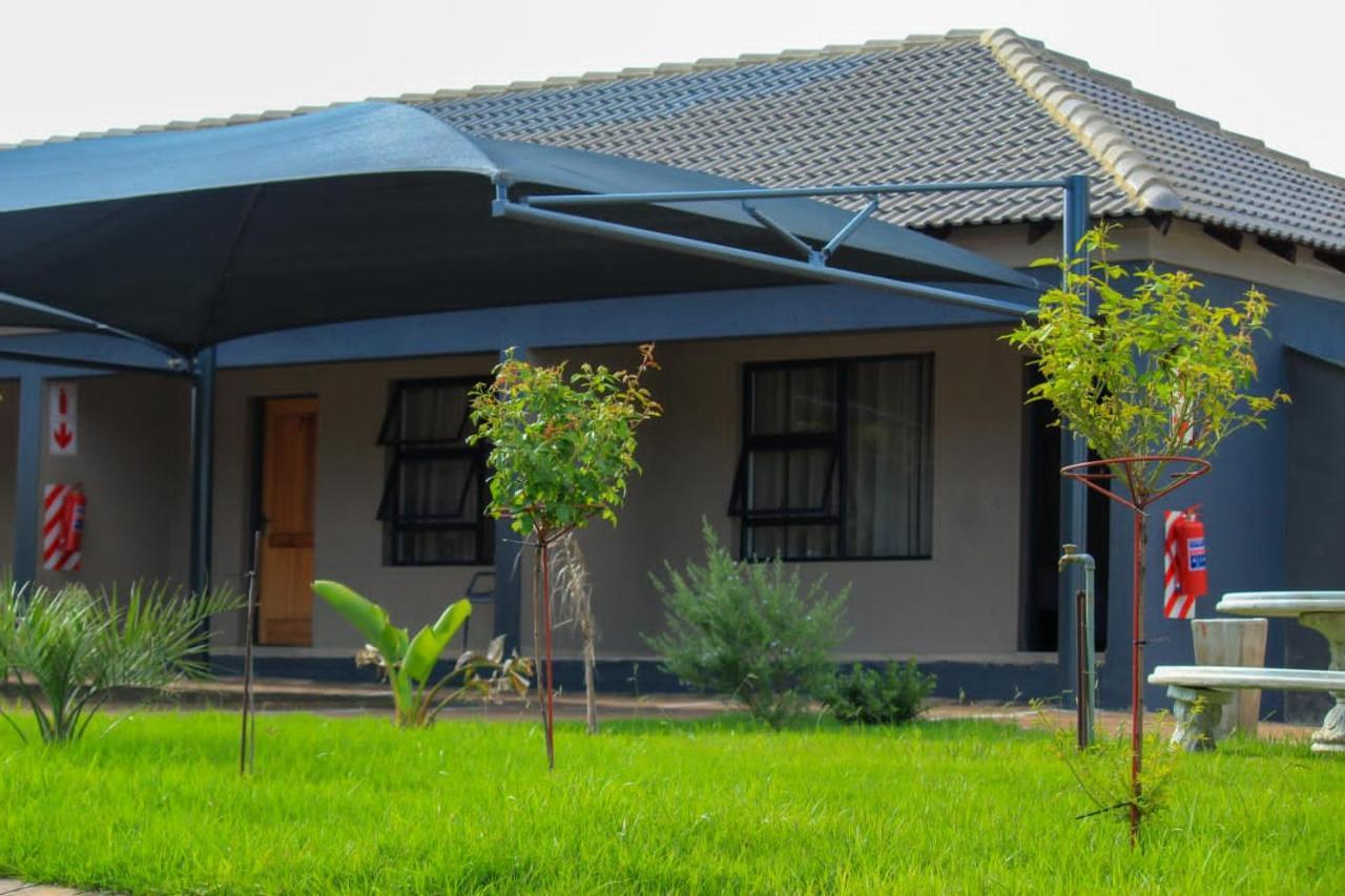 Tranquility Guesthouse Standerton Dış mekan fotoğraf