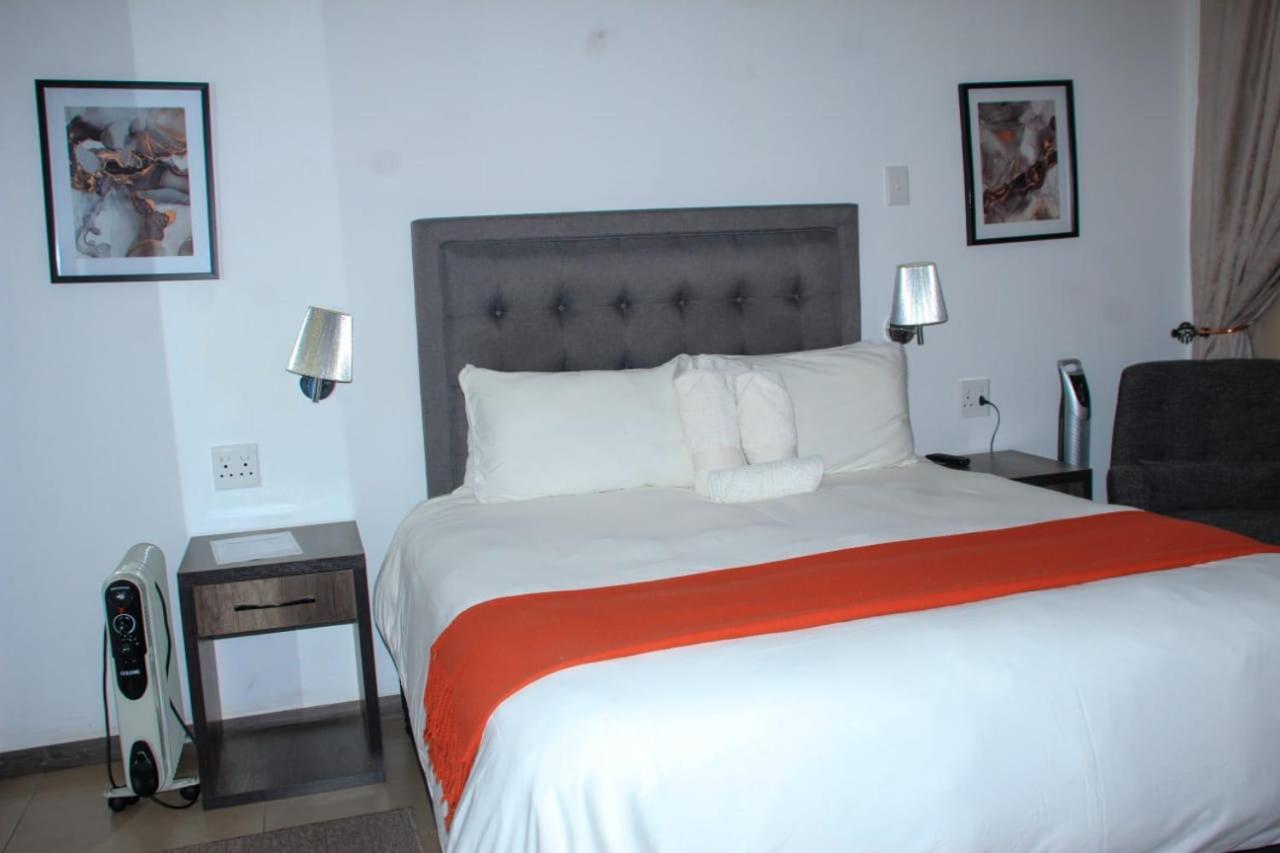 Tranquility Guesthouse Standerton Dış mekan fotoğraf