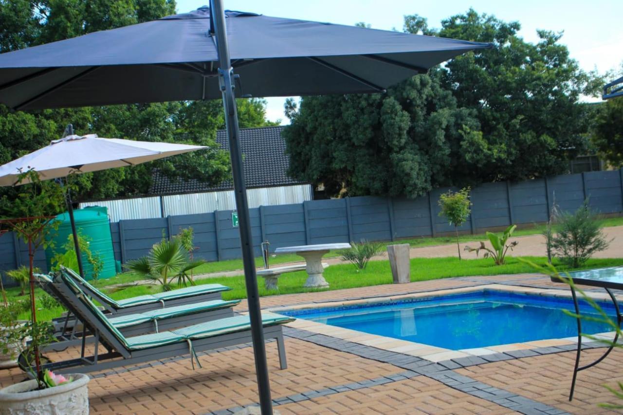 Tranquility Guesthouse Standerton Dış mekan fotoğraf